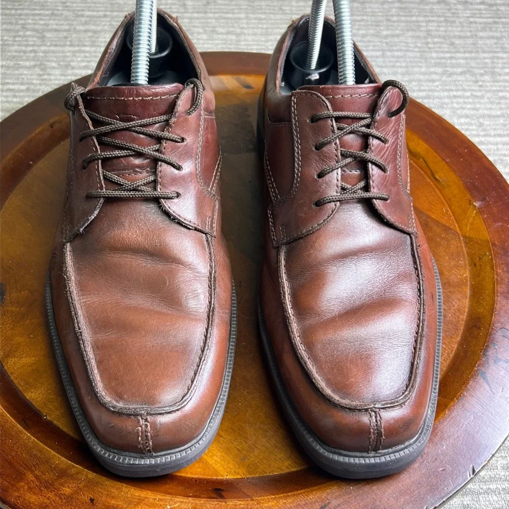 Florsheim Oxford Mens Brown Leather Vibram Gumlite Memory Foam Apron Toe Shoes